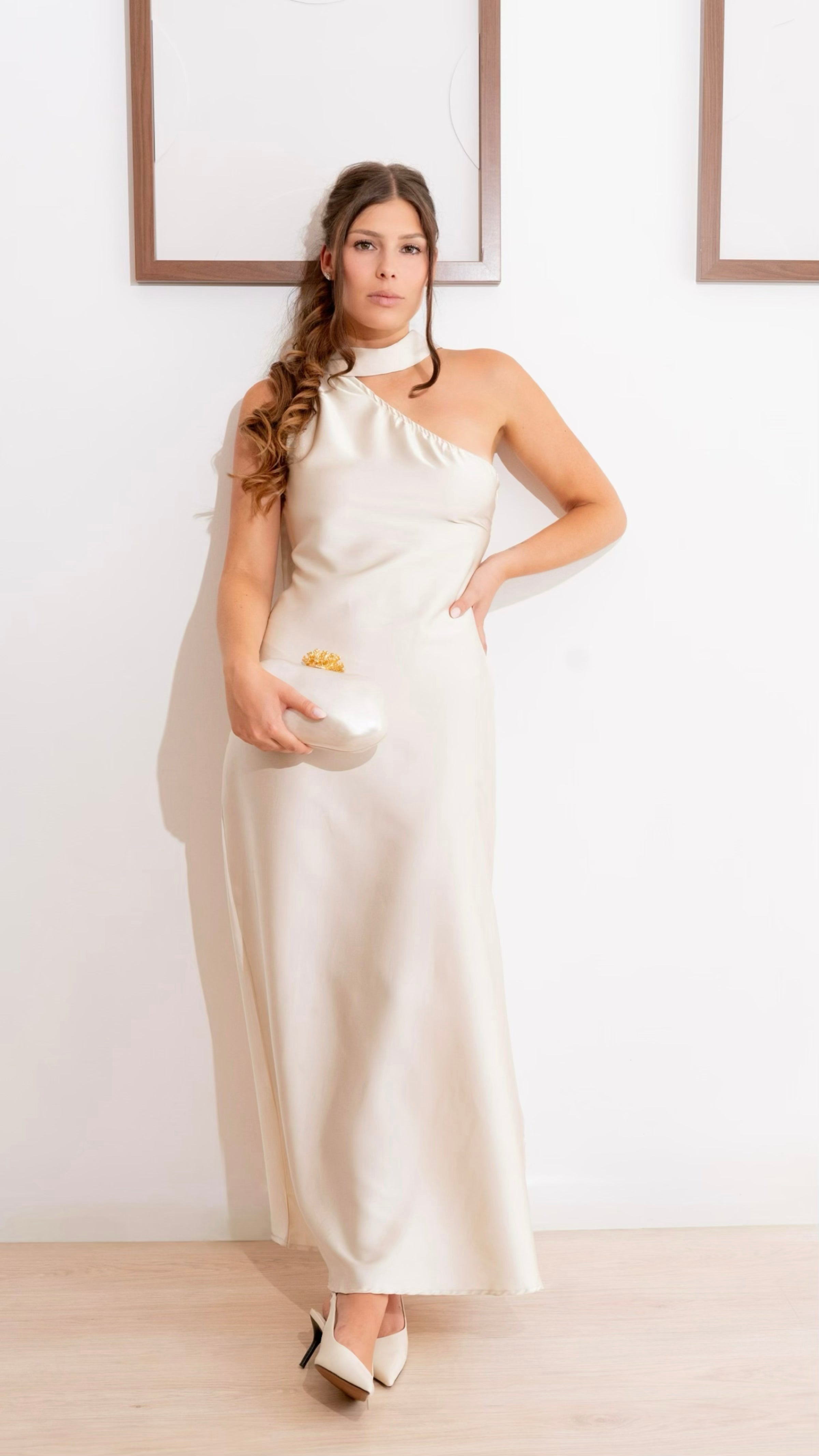 Robe satinée asymétrique blanche - Amra